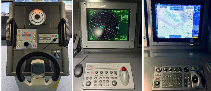 左から操舵スタンド、レーダー、ECDIS。実船同等の航海機器を用いた操船環境