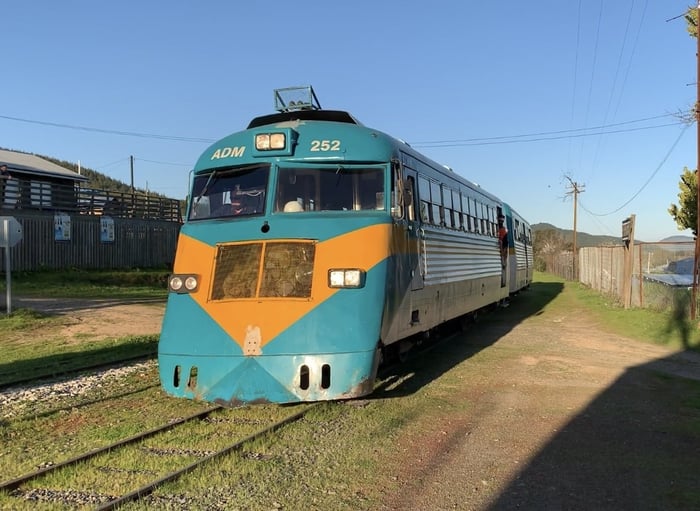 チリは貨物列車が多く旅客列車は少ない
