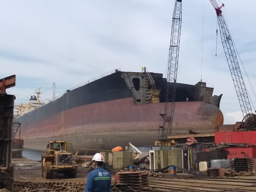 大型船の解体　Ship Recycle Yard Turkey