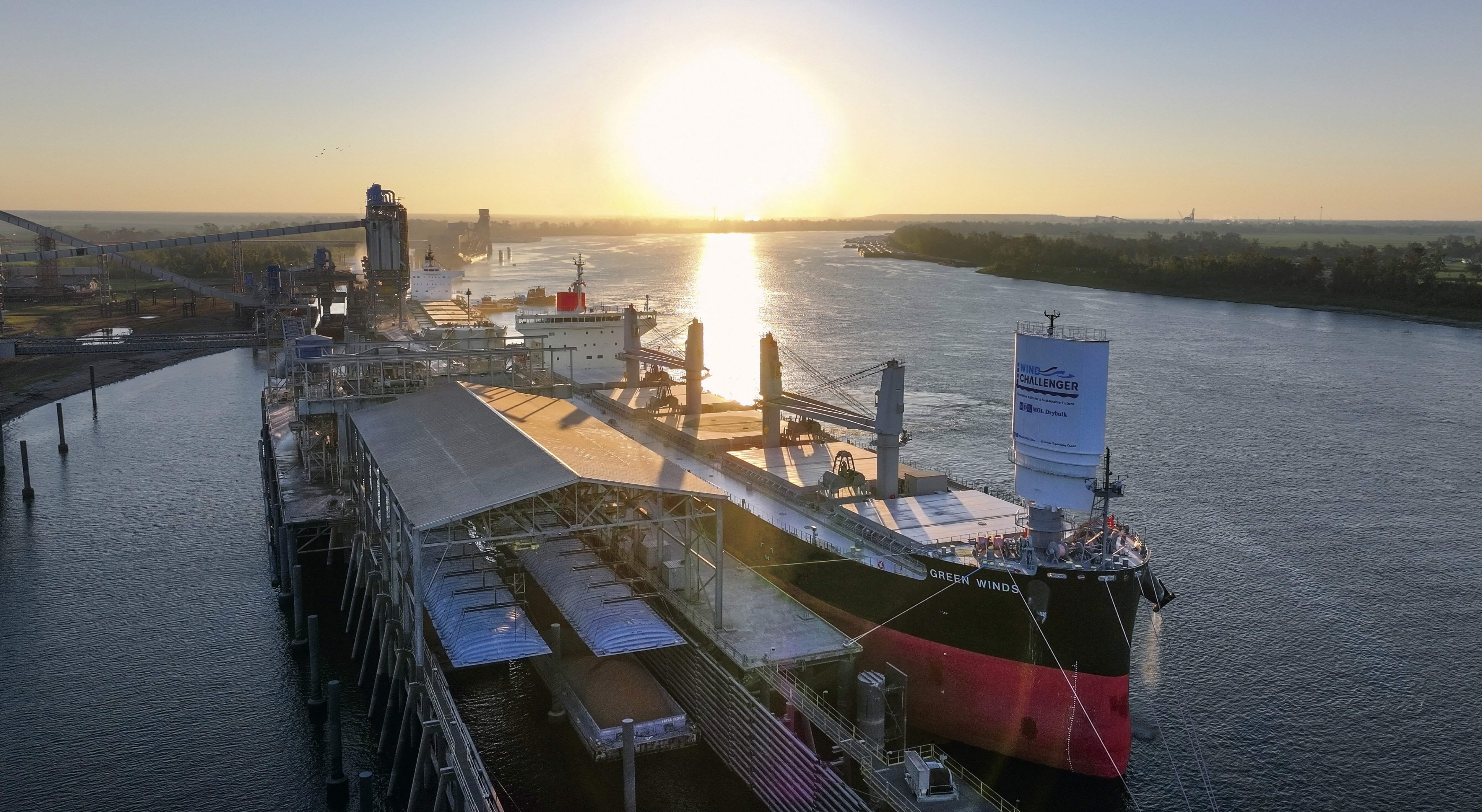 今こそ知りたい！修繕ドックとは？船舶修理・レトロフィット・脱炭素対応の最新動向