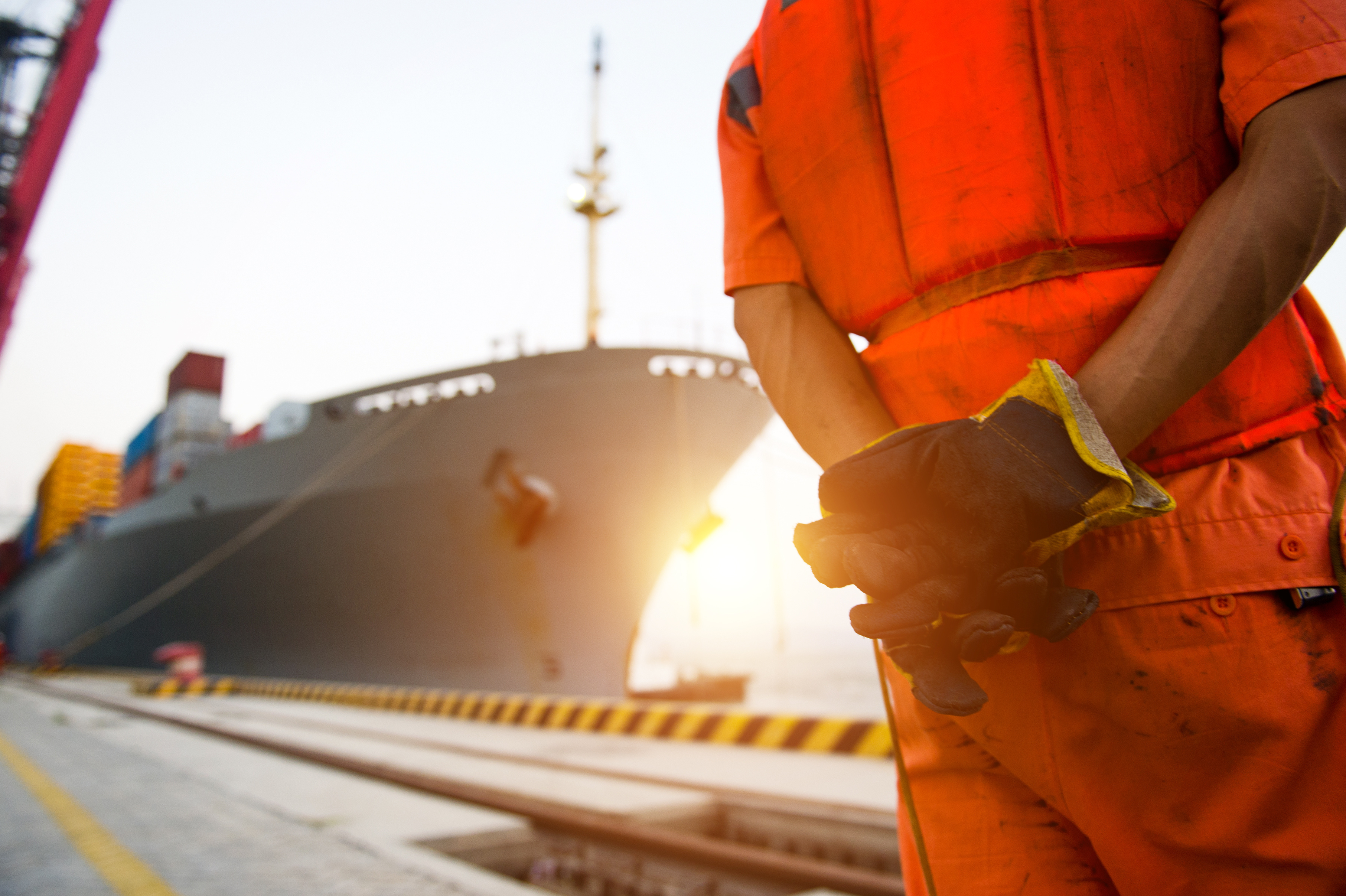 海と港の安全を守る海洋事業の防災・危機管理