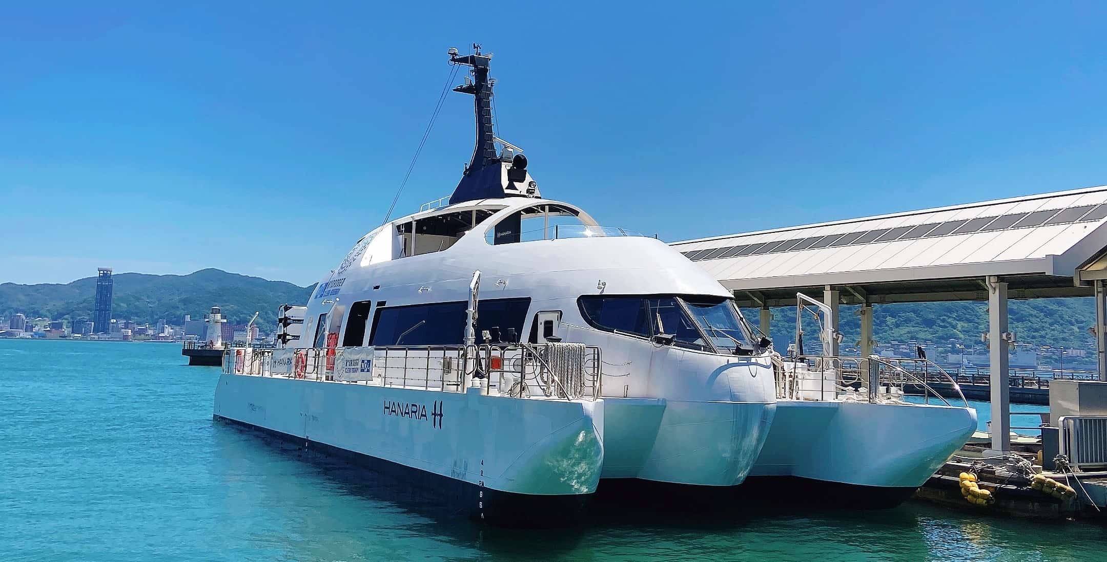 海に浮かぶ“白い卵”──水素旅客船「HANARIA」誕生！